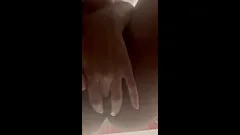kristy beauty fingers deep into raw pussy
