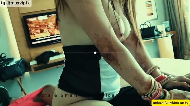 Pankhuri's Cum On Boops And Orgasm