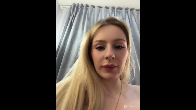 Blonde Sucking Dick