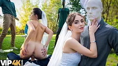 BRIDE4K. Newlyweds Love to have Sex in front of People