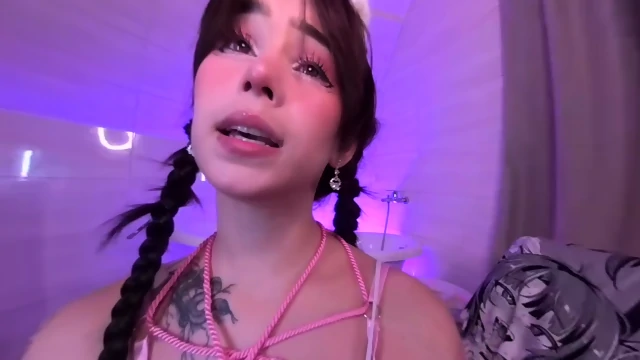 Hotary Yuko StripchatVR 2026 10 05T02 54 51 03 00 F120 LR
