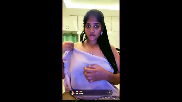 Anuâ¤ï¸ð Telugu Bhabhi Tango Public Live Show