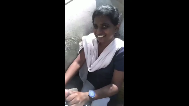 Tamil College Girl Giving Blowjob & Fucking Outdoor