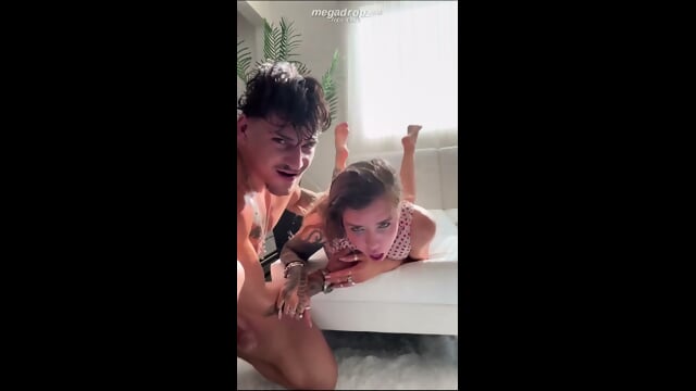 Eden Ivy - Snow Throat II