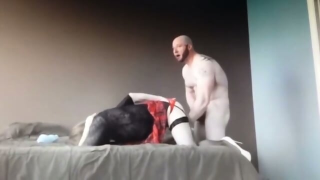 Bareback Amateur Crossdresser Takes Big Cock Anally