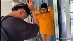 "Mi primer día como Repartidor y me paga con Sexo!!