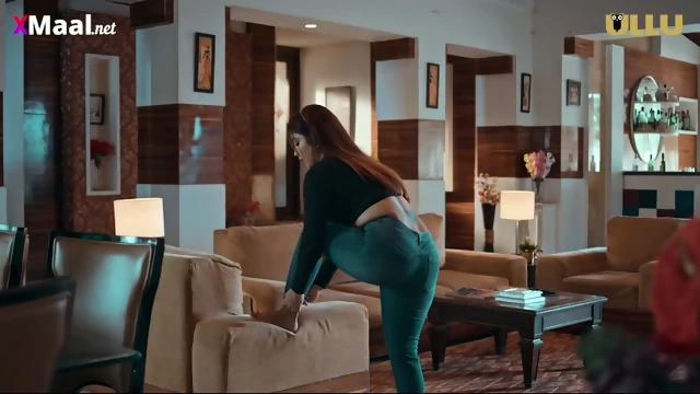 Sexy gf gayi doctor ke pass apna check up karane. Gf ne apni paati ko kiya kiss, bf ko ayaa gussa. Ullu indian web series. Badan Episode 8.❤️‍🔥💞💕❤️‍🔥💞💕