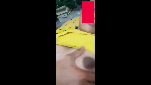 Bangladeshi sexy girl big boobs show & pussy fingering